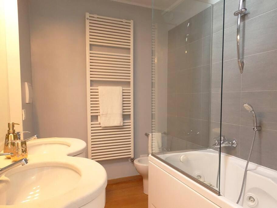 New Charme & Luxury - Sosa Residence In The Heart Of Удине Екстериор снимка